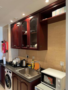 Stunning Gulf Studio With Gymbeachpool Access